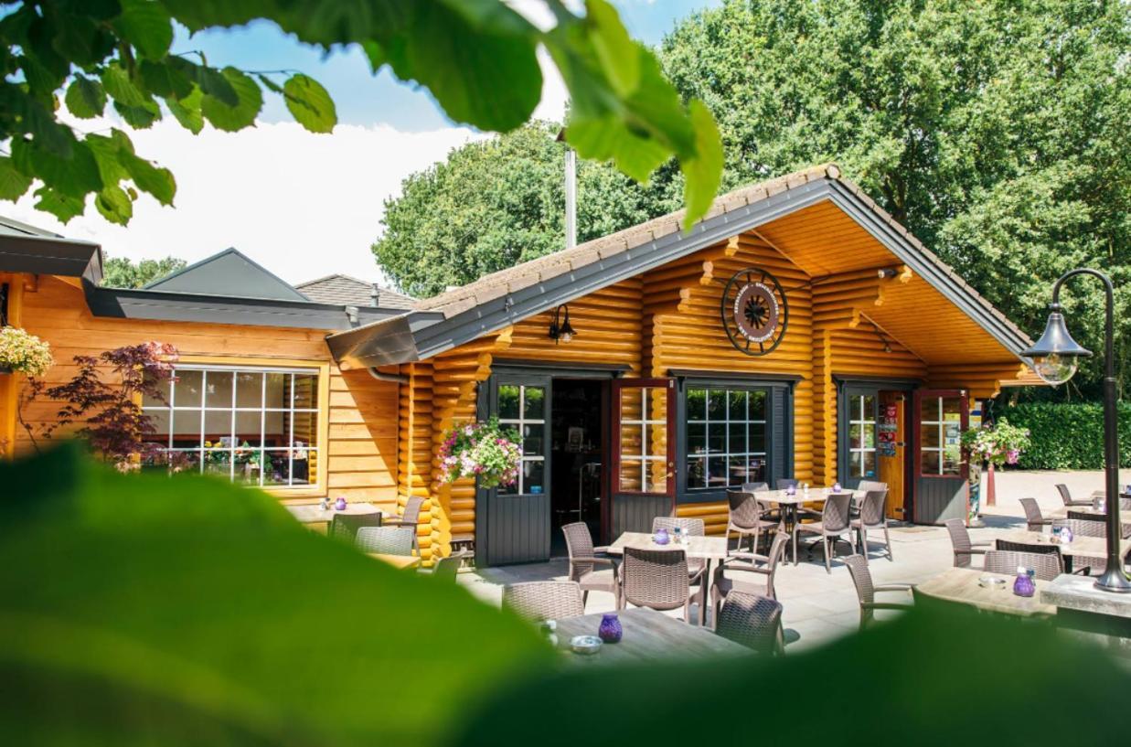 فيلا بوتِنْفي Een Gezellige Chalet Met Zonnige Buitenruimte Op De Veluwe! المظهر الخارجي الصورة